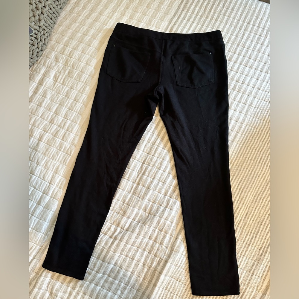 White House Black Market Black Ponte Jeggings